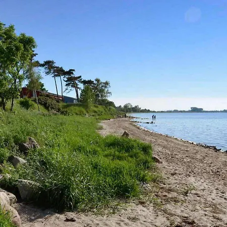 Werder -- Grosses Sonnendeck -- 150m I Sauna I Ekamin I Bis 8 Pers I Meerblick I By 