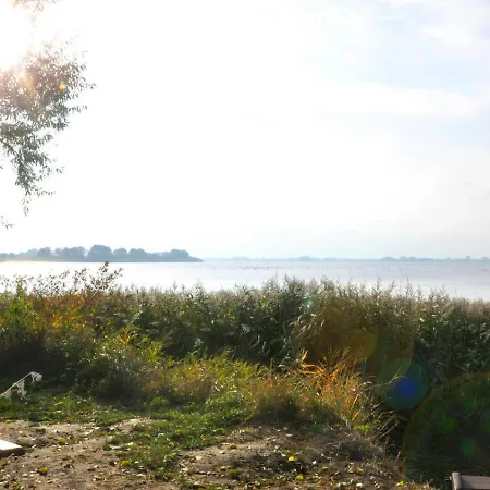 Holiday home Werder -- Grosses Sonnendeck -- 150m I Sauna I Ekamin I Bis 8 Pers I Meerblick I By 