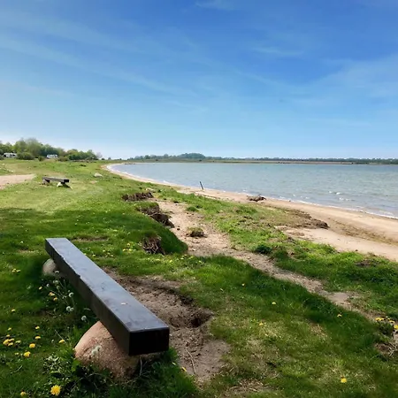 Holiday home Werder -- Grosses Sonnendeck -- 150m I Sauna I Ekamin I Bis 8 Pers I Meerblick I By 