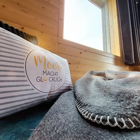 Werder -- Grosses Sonnendeck -- 150m I Sauna I Ekamin I Bis 8 Pers I Meerblick I By 