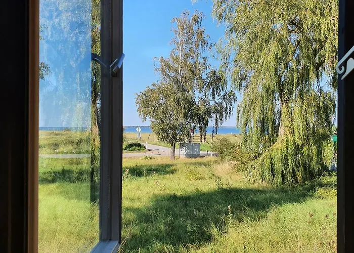 Werder -- Grosses Sonnendeck -- 150m I Sauna I Ekamin I Bis 8 Pers I Meerblick I By 