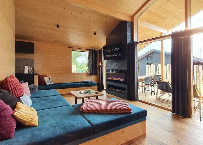 Werder -- Grosses Sonnendeck -- 150m I Sauna I Ekamin I Bis 8 Pers I Meerblick I By 