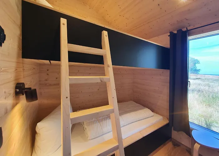 Werder -- Grosses Sonnendeck -- 150m I Sauna I Ekamin I Bis 8 Pers I Meerblick I By 